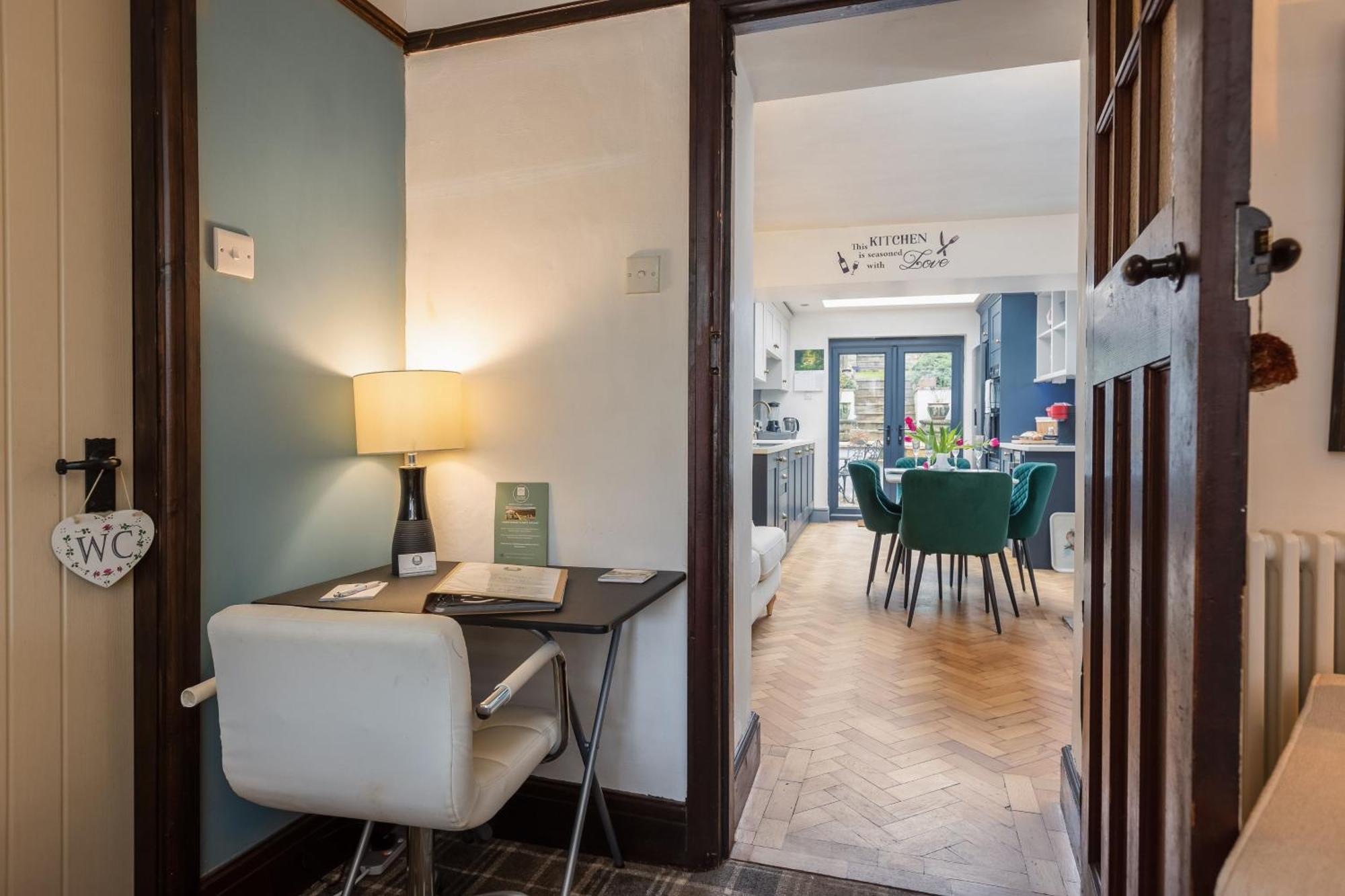 Stone Cottage In Picturesque North Yorkshire Village - Bull Dog Cottage Ampleforth Esterno foto