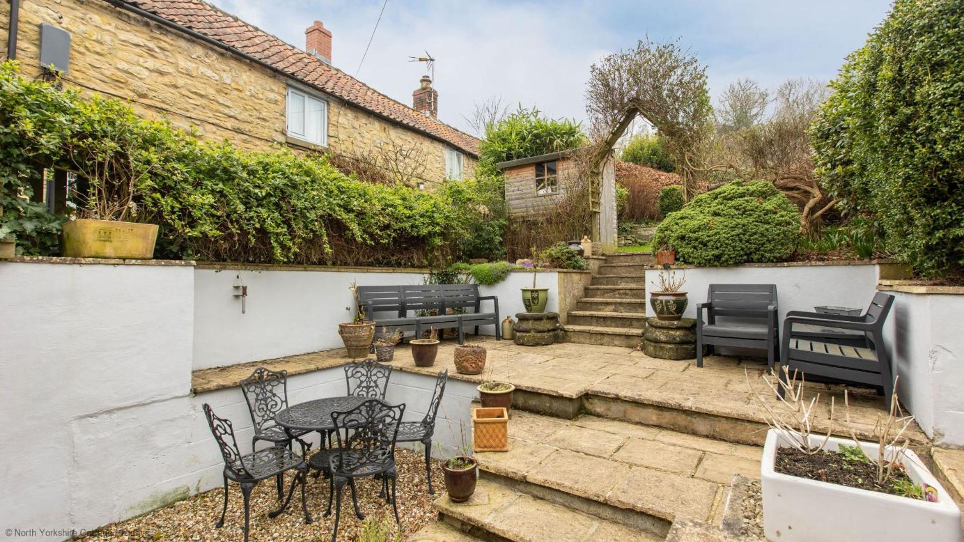 Stone Cottage In Picturesque North Yorkshire Village - Bull Dog Cottage Ampleforth Esterno foto